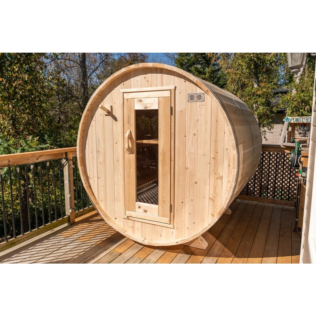Dundalk Leisurecraft Harmony 2–4 Person Capacity Barrel-Style Sauna