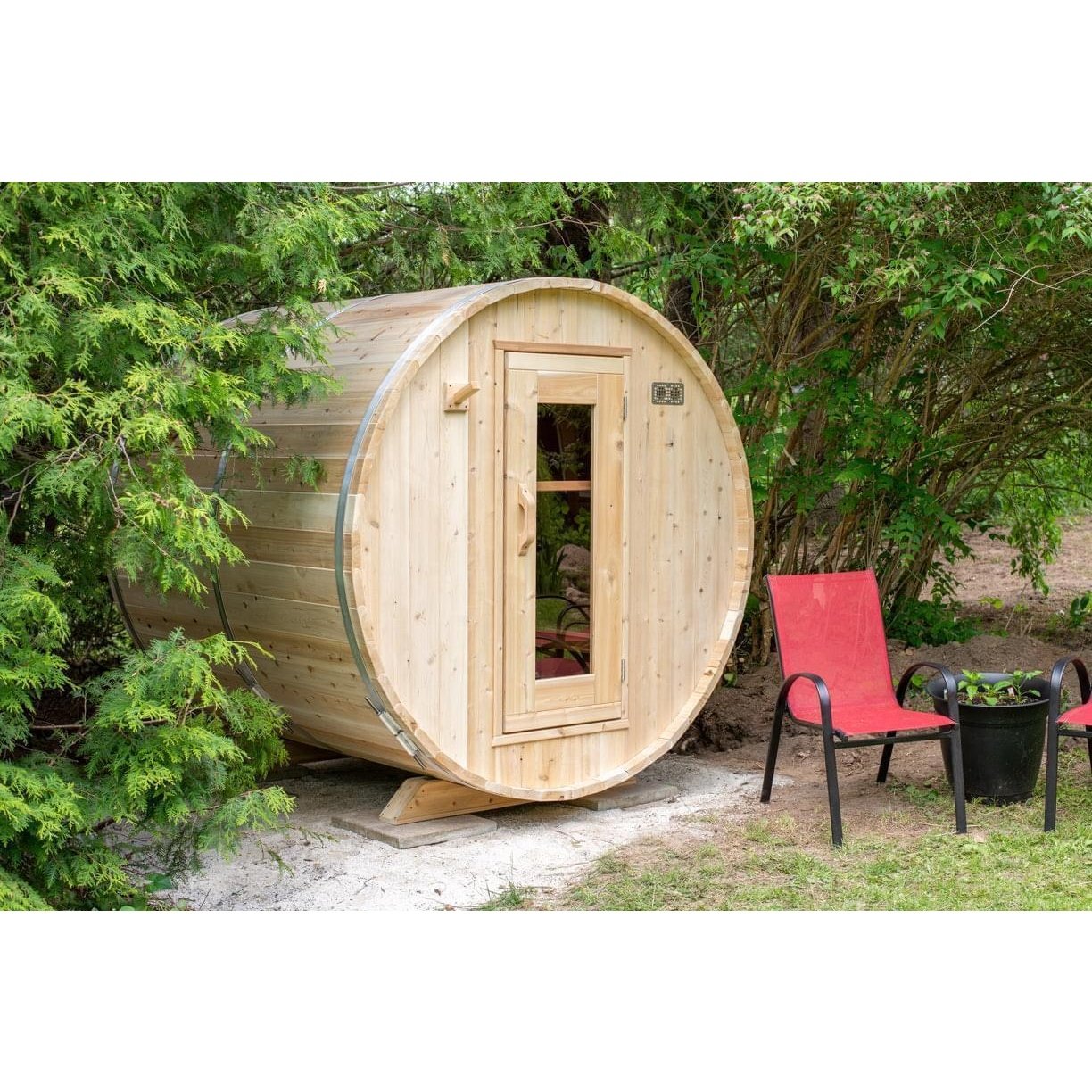 Dundalk Leisurecraft Harmony 2–4 Person Capacity Barrel-Style Sauna